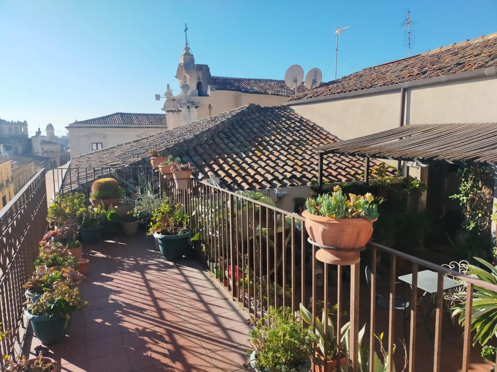 Crociferi B&B Catania-Fontanarossai nemzetközi repülőtér Kültér fotó